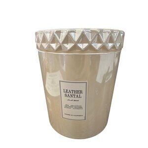 Leoben Company Leather Santal Candle 21.5 Oz White Textured Ceramic Jar Small Ba